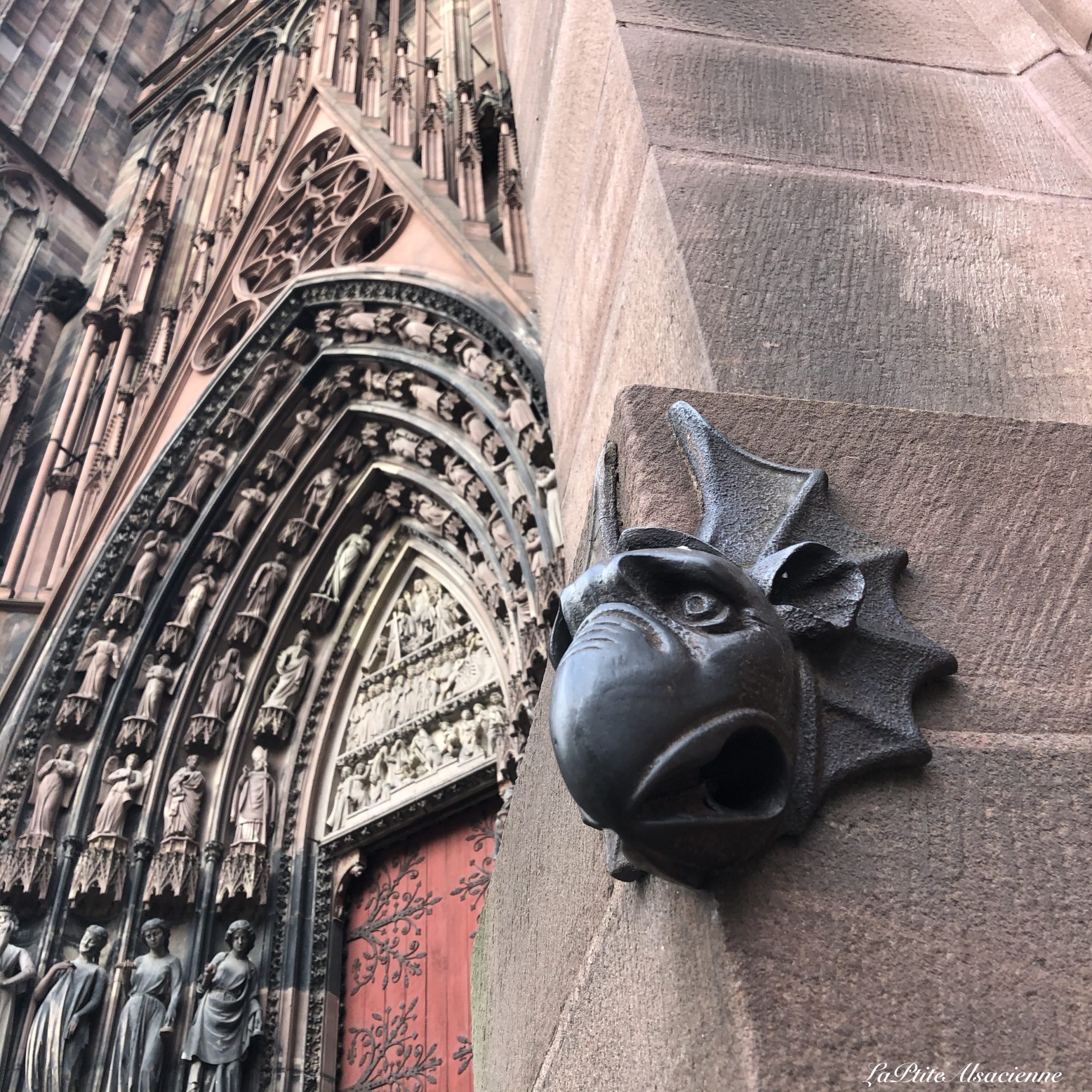 Le porte bonheur de la Cathédrale Notre Dame de Strasbourg - Photo de Cendrine Miesch