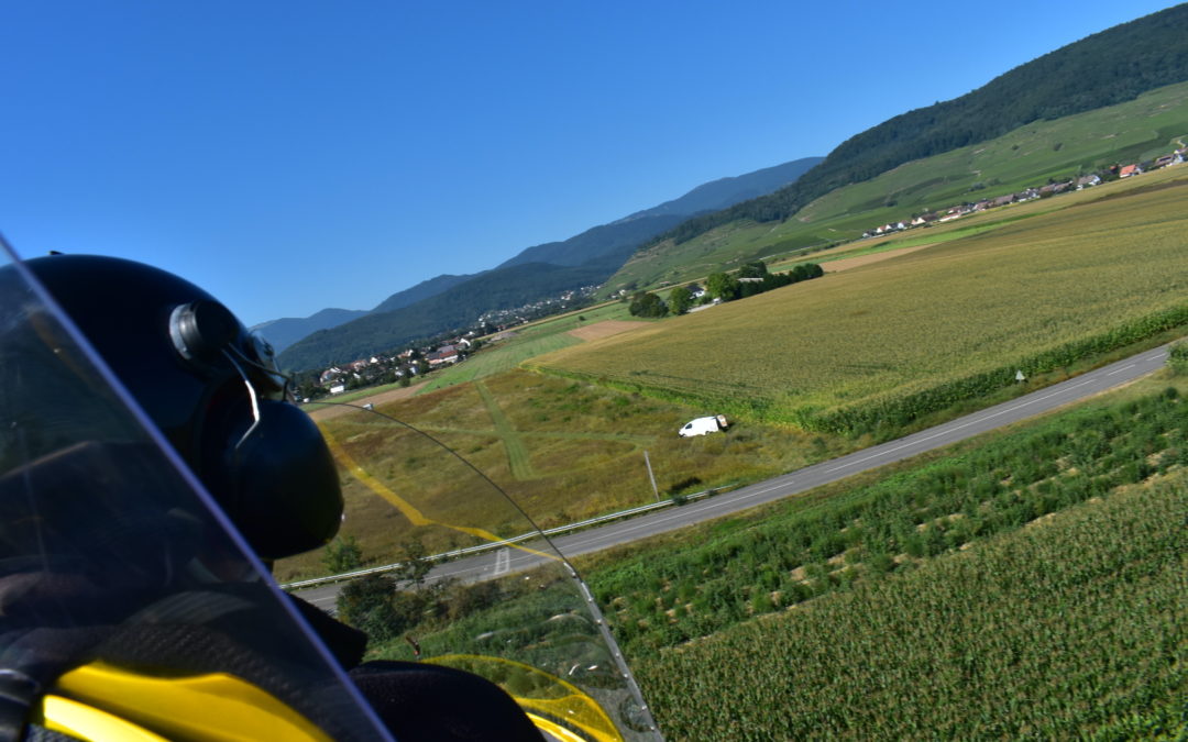 Atterrissage en ULM avec Ciel Destination Decouverte au départ d'Issenheim. Photo de Cendrine Miesch dite LaPtiteAlsacienne